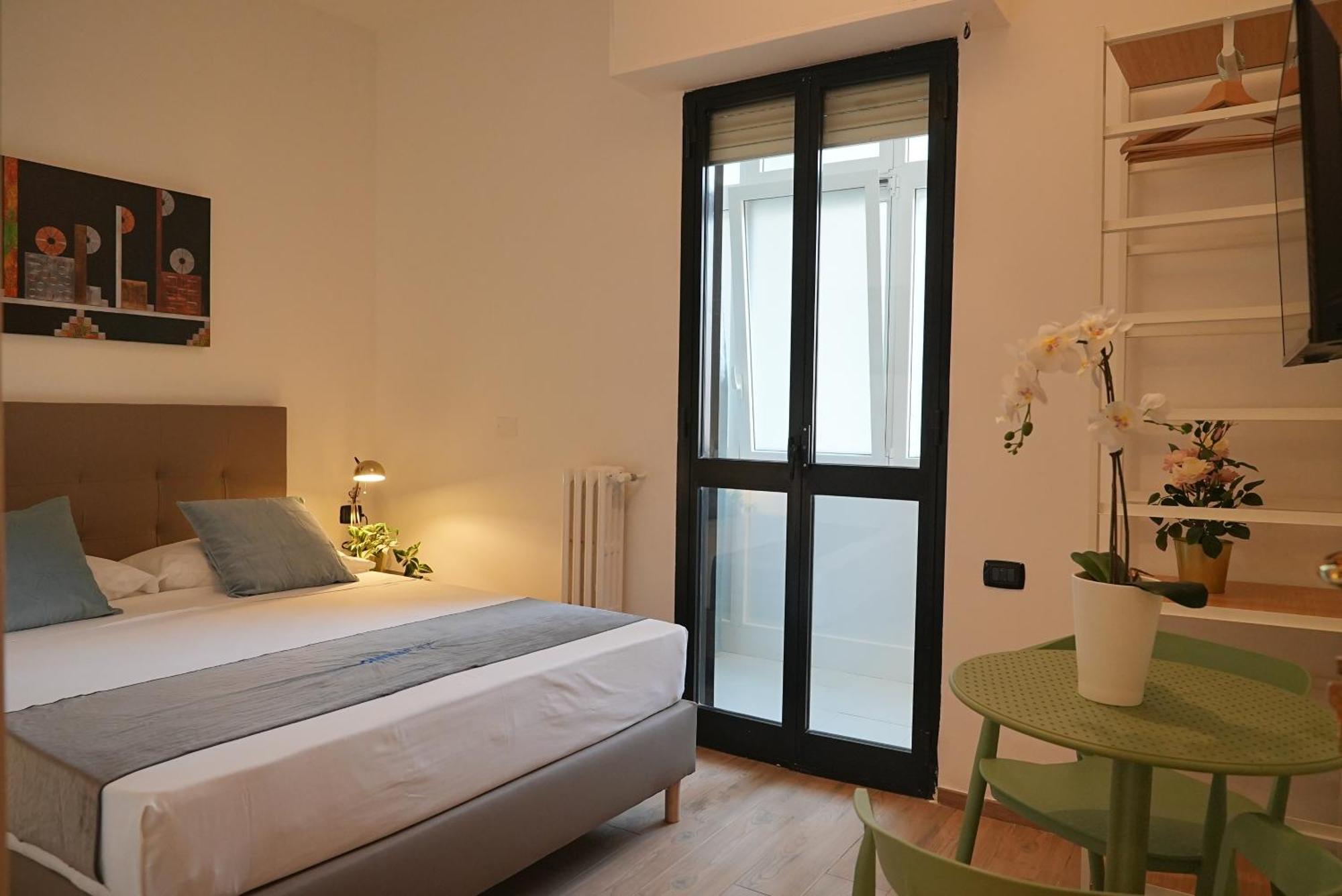 Suite & Premium Room - Centro Bari - Stazione Exterior foto