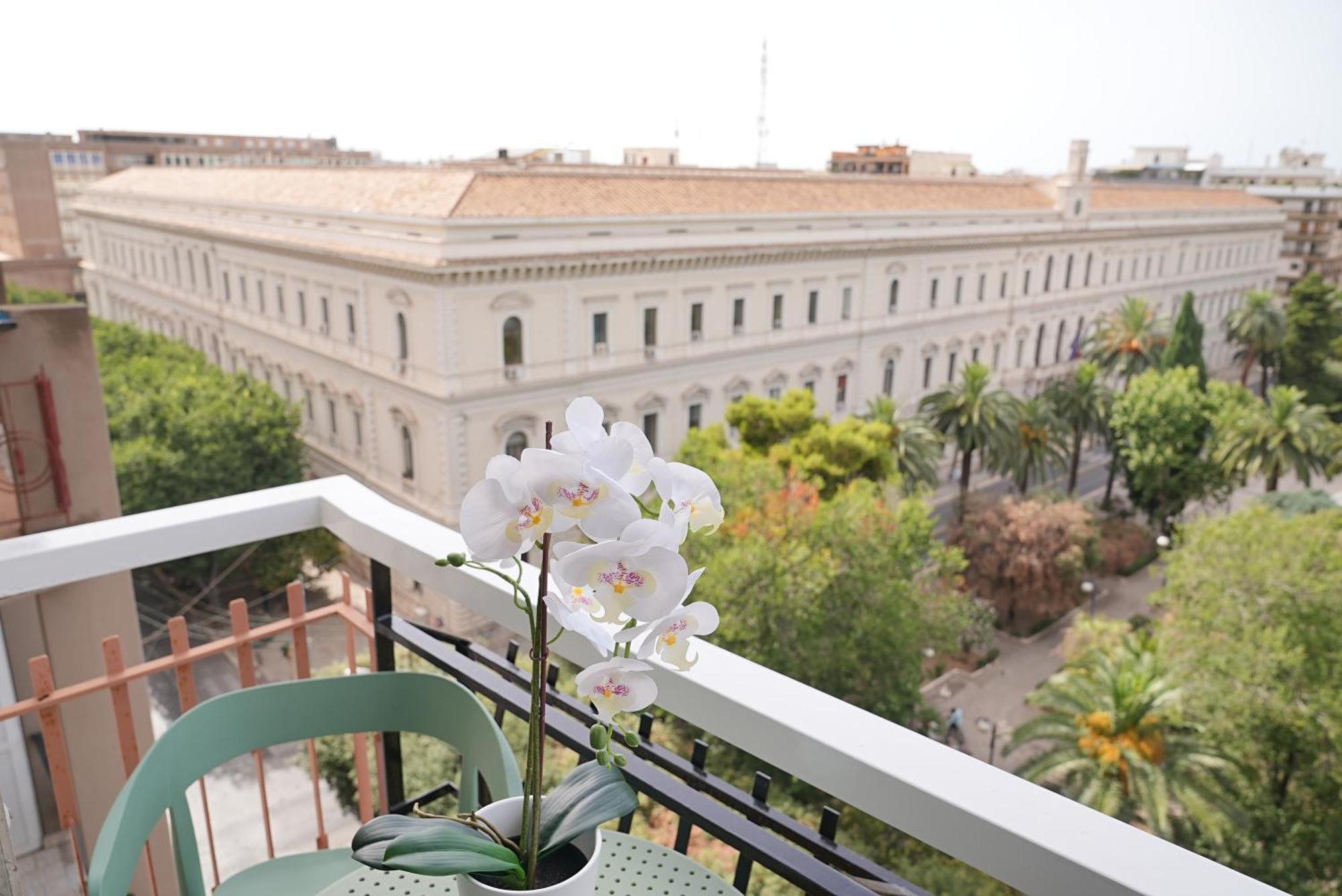 Suite & Premium Room - Centro Bari - Stazione Exterior foto