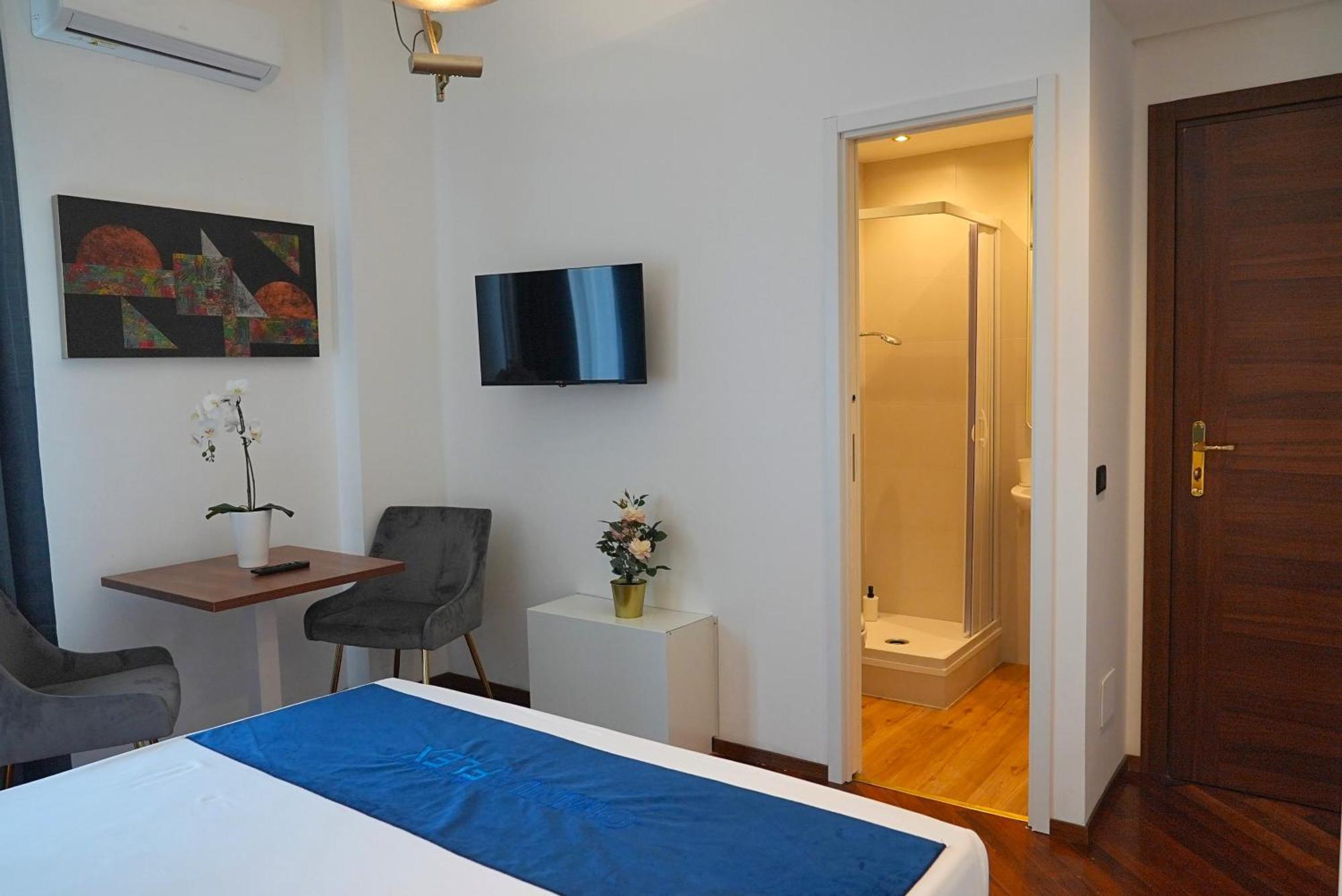 Suite & Premium Room - Centro Bari - Stazione Exterior foto