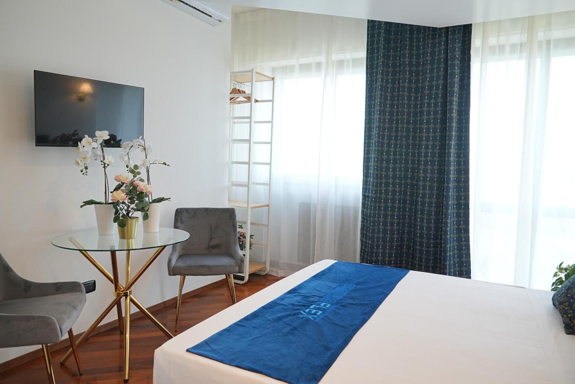 Suite & Premium Room - Centro Bari - Stazione Exterior foto